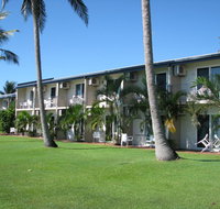 Cardwell Beachcomber Motel  Tourist Park - Holiday Adelaide