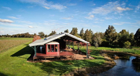 Carriages Spa Retreat - Holiday Adelaide 2