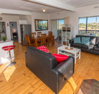 Carrickalinga SeaHaven Coastal Escape-4BRM - 29 Riverview Drive - Holiday Adelaide