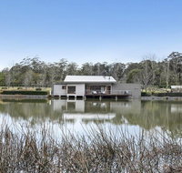 Casa sul lago - quite simply a very special place - Holiday Adelaide