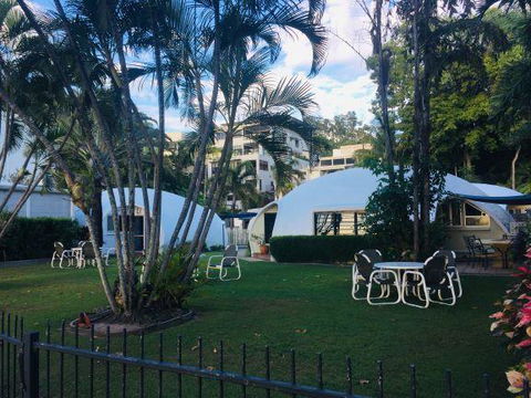 Casablanca Dome Trinity Beach - Holiday Adelaide 0