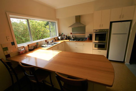 Cedar Cottages Blackmans Bay - Holiday Adelaide 1