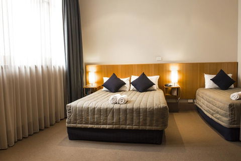 Central Hotel Hobart - Holiday Adelaide 1