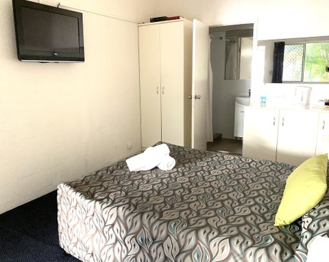 Central Motel Mooloolaba - Holiday Adelaide 3