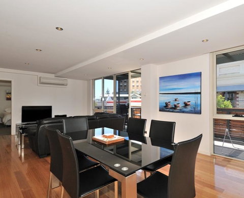Central South Terrace Apartment - Holiday Adelaide 0