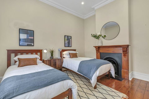Character Home - Easy Tram To City - Holiday Adelaide 1