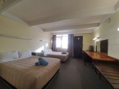 Charles Sturt Motor Inn - Holiday Adelaide 1