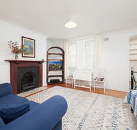 Charming Centrally Located 2 Bedroom Accommodation - Holiday Adelaide