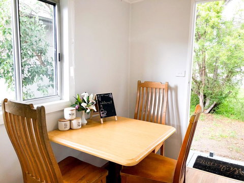 Charming Cottage Cessnock Hunter Valley - Holiday Adelaide 3