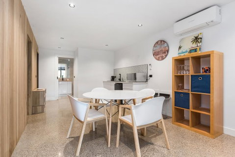 Chic Beach Studio - Holiday Adelaide 0