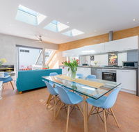 Chic East Sydney Pad - Holiday Adelaide