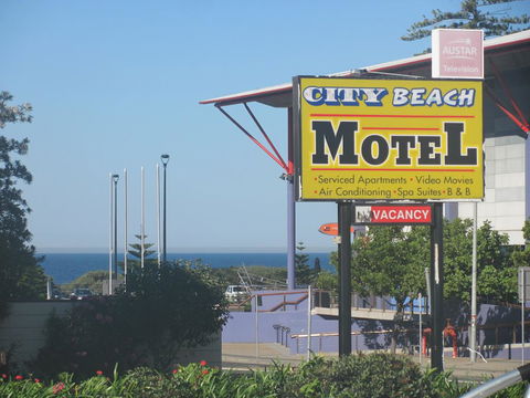 City Beach Motel - Holiday Adelaide 0