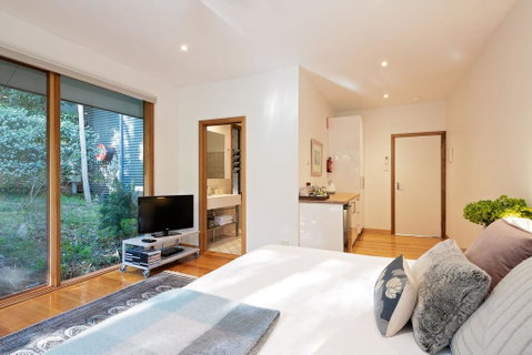 Cladich Pavilions Bed And Breakfast - Holiday Adelaide 3