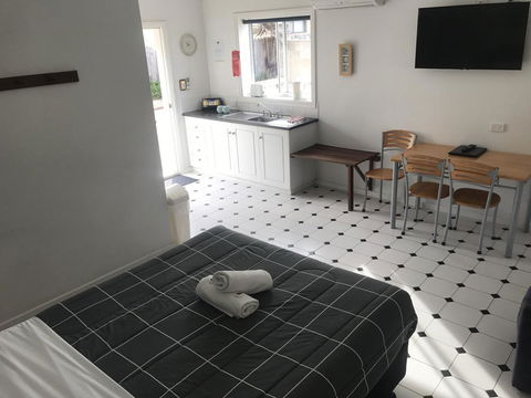 Clearwater Motel Apartments - Holiday Adelaide 2