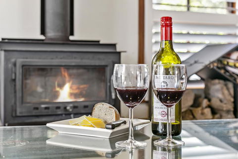 Clervaux Cottage - Holiday Adelaide 1