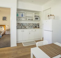 Clyde Studio 53 Mollymook - Holiday Adelaide