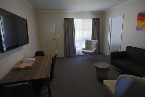 Coachman's Eden - Holiday Adelaide 2