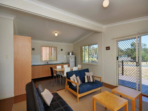 Coastal Cottage - Holiday Adelaide 3