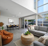 Coastal Living At Wikis - Holiday Adelaide