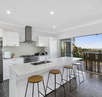 Coastal View Mountain Side Country Escspe - Holiday Adelaide