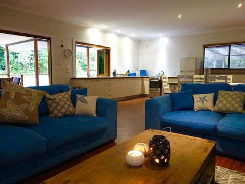 Coconut Beach House - Holiday Adelaide 3