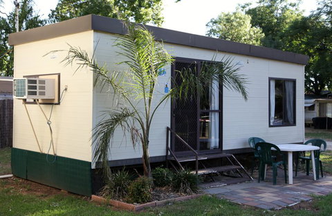 Cohuna Waterfront Holiday Park - Holiday Adelaide 3