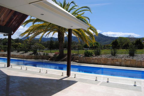 Colorado - Beauty Nestled In The Heart Of Bonville - Holiday Adelaide 2
