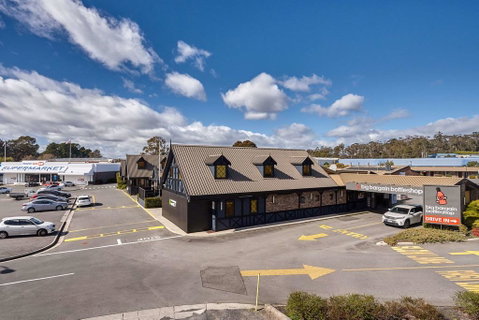 Comfort Hotel Olde Tudor - Holiday Adelaide 0