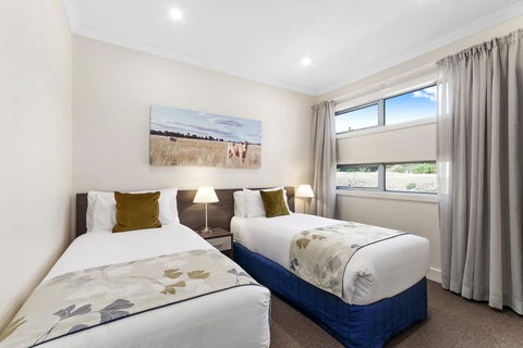 Comfort Inn & Suites Warragul - Holiday Adelaide 1