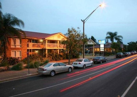 Comfort Inn Blue Lagoon - Holiday Adelaide 0