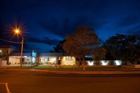 Comfort Inn Campbell - Holiday Adelaide 1