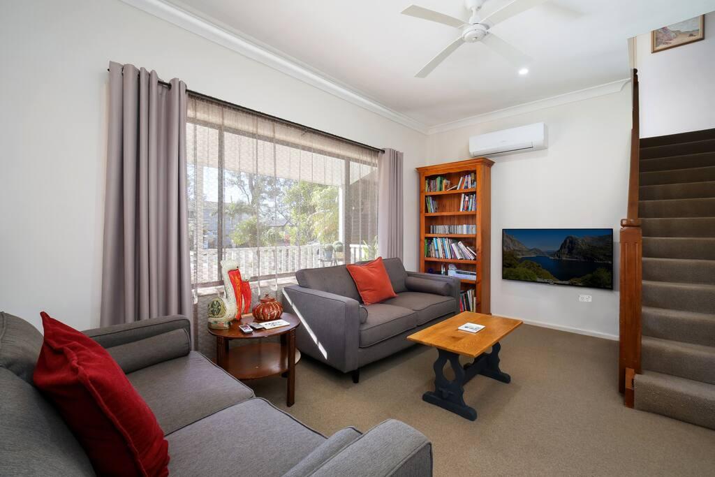 Berkeley Vale NSW Holiday Adelaide