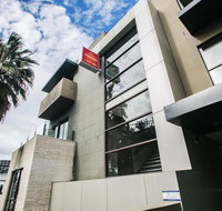 Comfy Kew Apartments