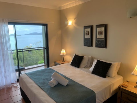 Compass Point 2 - Holiday Adelaide 3