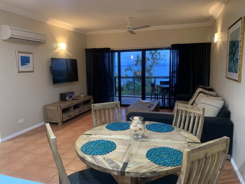 Compass Point 2 - Holiday Adelaide 1