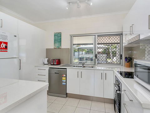Connemara Beachside Cottage - Holiday Adelaide 3