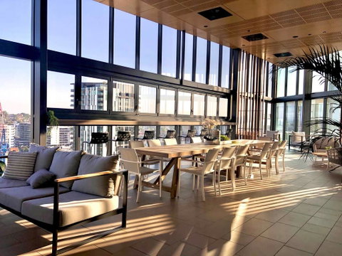 Convenient And Bright 1BED APT At South Brisbane - Holiday Adelaide 2