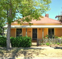 Cooma Cottage - Holiday Adelaide