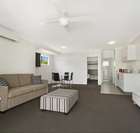 Cooroy Luxury Motel Apartments - Holiday Adelaide