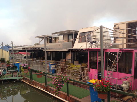 Corroboree Houseboats - Holiday Adelaide 0