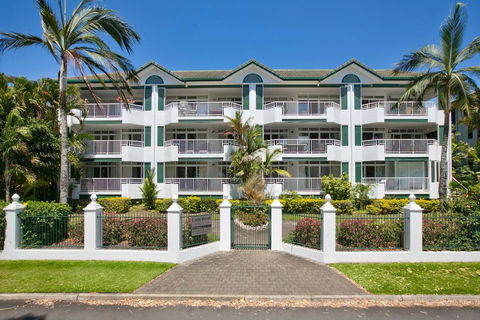 Costa Royale Trinity Beach - Holiday Adelaide 0