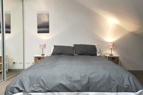 Cosy Modern Apartment In Brunswick - Holiday Adelaide 2