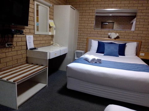 Country Home Motor Inn - Holiday Adelaide 3