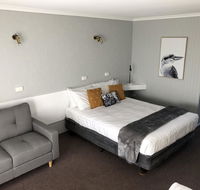 Country Roads Motor Inn - Holiday Adelaide