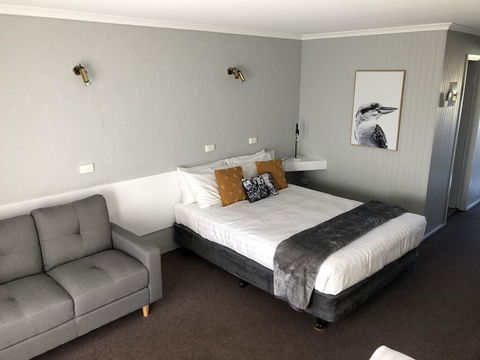 Country Roads Motor Inn - Holiday Adelaide 0