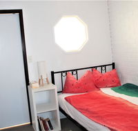 Cozy and cute comfort stay close to University Female only - Holiday Adelaide