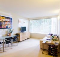 Cozy One Bedroom Apartment in Waverton - Holiday Adelaide