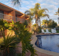 Crystal Fountain Motel Albury - Holiday Adelaide