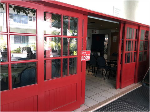 Crystal Garden Resort & Restaurant - Holiday Adelaide 1
