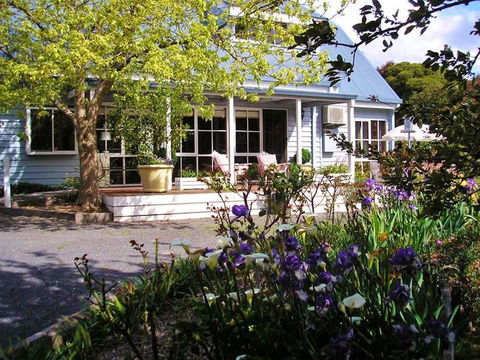 Cumquat Cottage - Holiday Adelaide 0